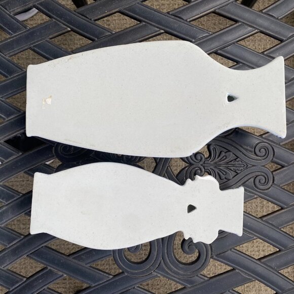 Chinoiserie Wall Pockets - Blue and White Wall Vases - Picture 13 of 14